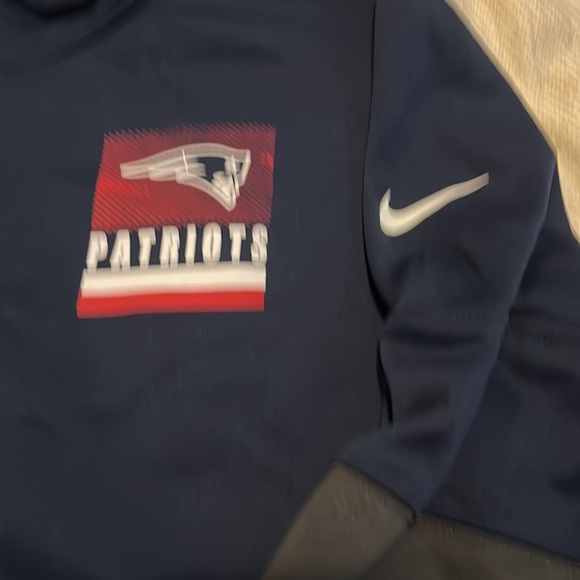 Patriots Zip-up hoodie - Picture 2 of 4